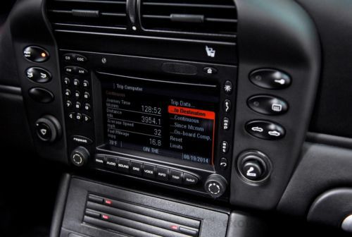 Porsche 911 Turbo - 25K Miles, manual 6-speed, 2 owner!, image 31