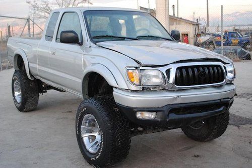 2004 toyota tacoma xtracab v6 4wd damaged salvage runs! low miles priced to sell