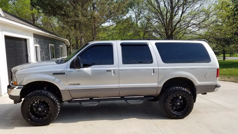 2002 ford excursion fuel economy