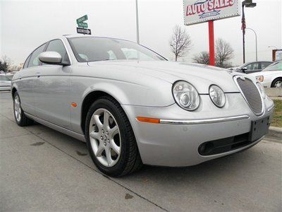 Silver sedan clean title leather moonroof finance air auto stereo ac power