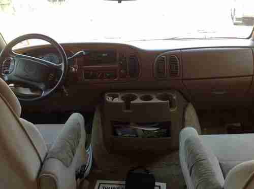 2002 Dodge 1500 Conversion Van, image 9