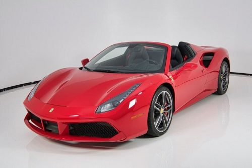 2019 ferrari 488 .