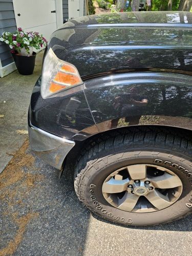 2011 nissan frontier sv