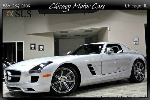 2011 mercedes benz sls amg only 4k miles! designo leather navi camera pristine!!