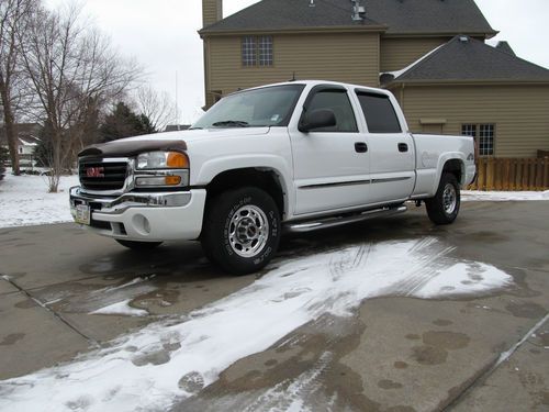 2003 gmc sierra 1500 hd 2500 slt crew cab 4wd 82k miles non-smoker clean