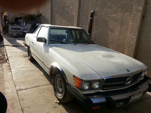 Mercedes benz 1979, good motor good body no dents