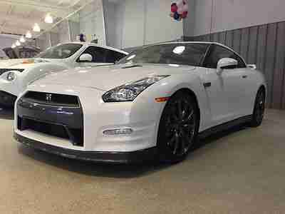 New 2014 Nissan GTR Premium Pearl White, US $97,750.00, image 2