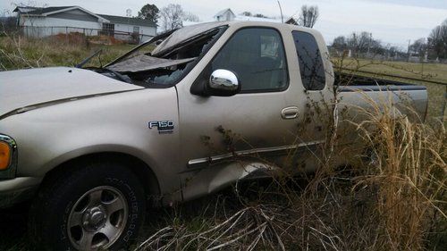 2000 ford f150 totaled