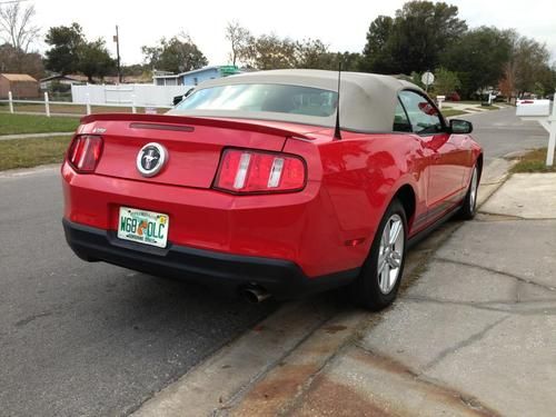 2010 ford mustang base convertible 2-door 4.0l no reserve