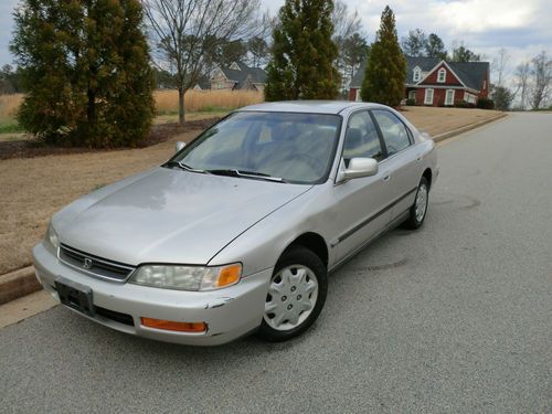 1996 honda accord lx sedan 4-door 2.2l