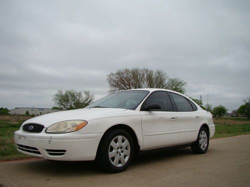 2005 ford taurus se, texas car, priced to sell, look!!!