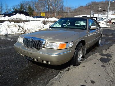 Mercury grand marquis/ no reserve/ low mileage/ leather/  clean carfax/ 1 owner