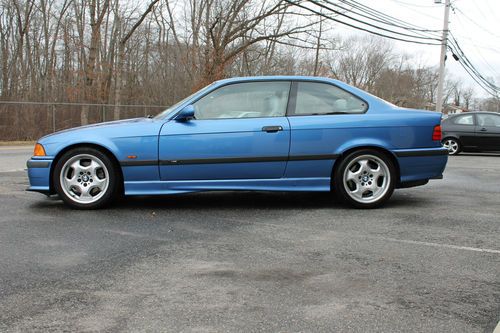 Manual - estoril blue / dove gray vader seats - meticulously maintained