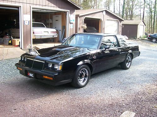 Buick grand national 1986 " 9945 miles" one owner