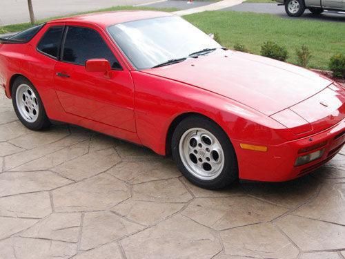 1986 porsche 944 base coupe 2-door 2.5l