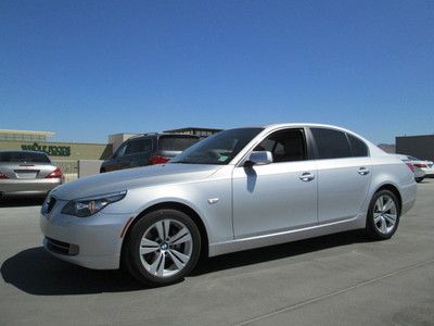 2009 silver automatic navigation sunroof miles:21k sedan