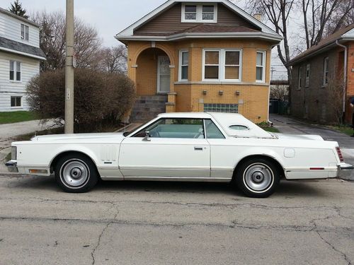 Rare  lincoln continental mark v coupe limited series, original paint