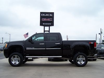 2013-gmc-sierra-denali-2500hd-4wd-crew cab-duramax diesel-navigation-brand new