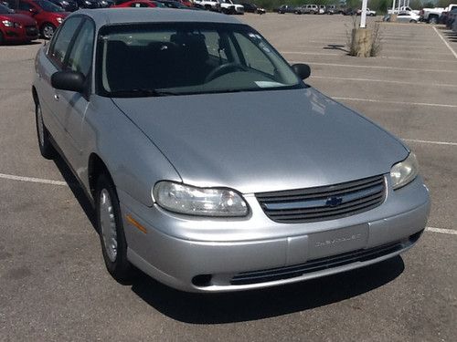 2001 chevrolet malibu base