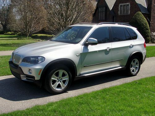 2008 bmw x5 4.8i sport utility! one owner! mint!! serious offers considered!