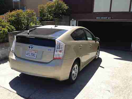2010 toyota Prius No Reserve, image 2