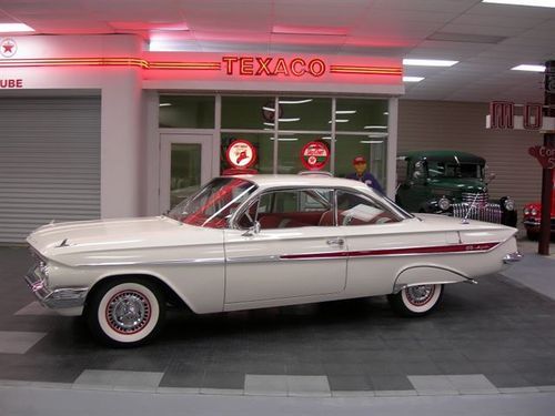 1961 chevrolet impala bubble top