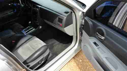 SRT-8 Nav Navi Suede Leather Seats Keyless Entry CLEAR TITLE NEVER SALVAGED, US $13,500.00, image 7