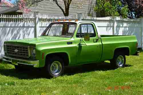 1975 Chevrolet C-10 truck, image 2