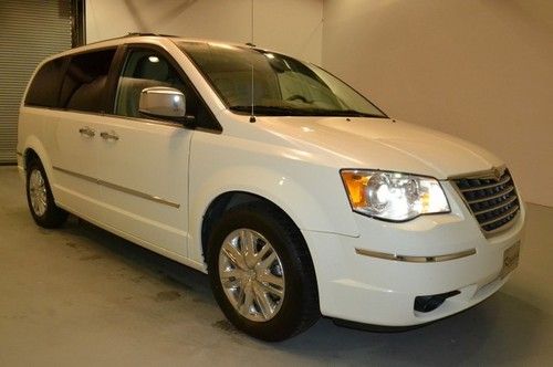 Chrysler town &amp; country limited auto nav dvd power leather keyless 1 owner