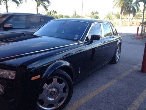 Black 2004 rolls royce phantom base sedan 4-door 6.7l