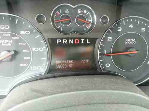 2007 Pontiac Torrent  18k miles, image 11