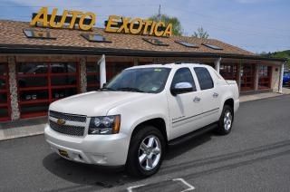 2012 chevrolet avalanche 4wd crew cab ltz dvd navigation white chrome wheels