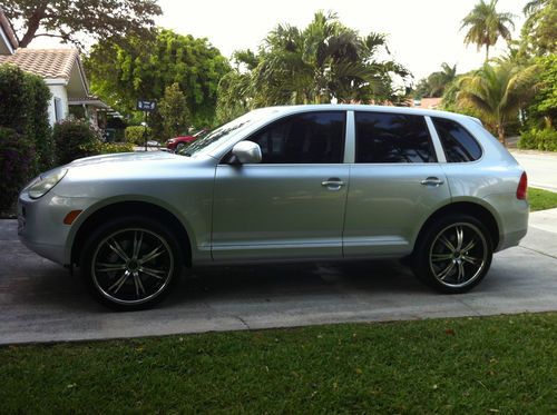 Porsche cayenne s 22" wheels