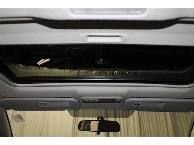 S 1.8L CD Front Wheel Drive Tires - Front All-Season Tires - Rear All-Season A/C, US $8,979.00, image 28