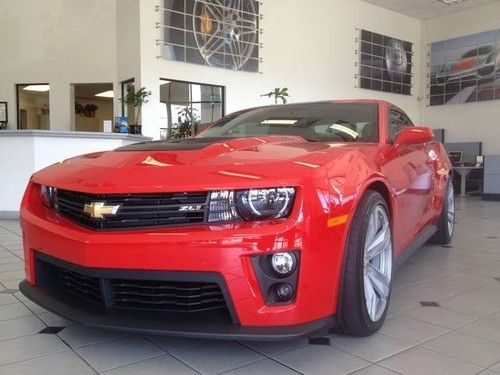 2012 chevrolet camaro zl1 *** low miles!!! ***