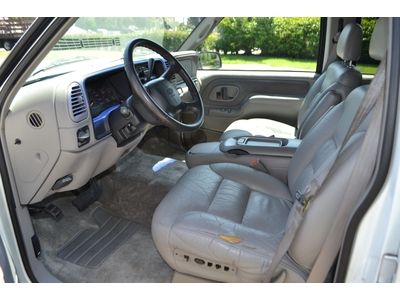 $1 NO RESERVE, 99 Tahoe Z71, CLEAN CARFAX, 4WD, 1 Owner, Southern CA Car, image 18