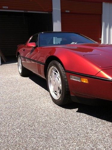 1988 Chevrolet Corvette 10,380 ORIGINAL MILES 1-OWNER Hatchback 2-Door 5.7L auto, image 2