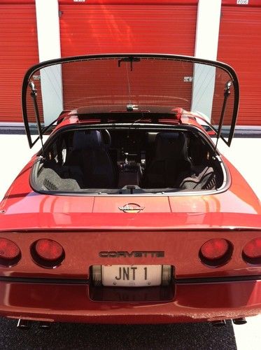 1988 Chevrolet Corvette 10,380 ORIGINAL MILES 1-OWNER Hatchback 2-Door 5.7L auto, image 4