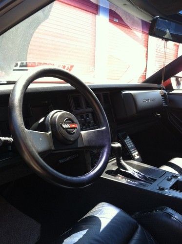 1988 Chevrolet Corvette 10,380 ORIGINAL MILES 1-OWNER Hatchback 2-Door 5.7L auto, image 11