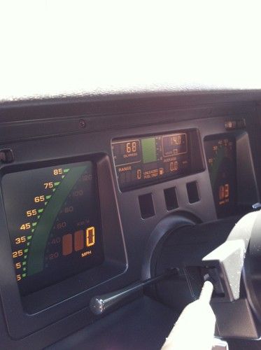 1988 Chevrolet Corvette 10,380 ORIGINAL MILES 1-OWNER Hatchback 2-Door 5.7L auto, image 13