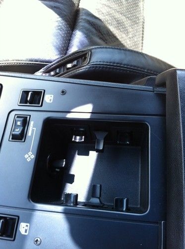 1988 Chevrolet Corvette 10,380 ORIGINAL MILES 1-OWNER Hatchback 2-Door 5.7L auto, image 14