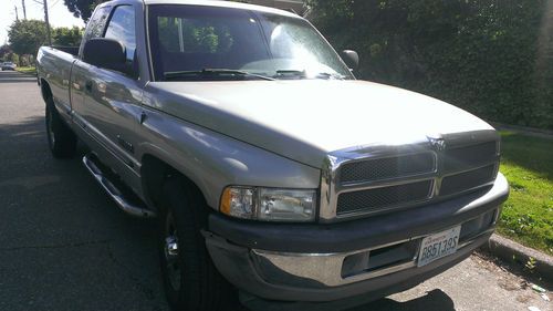 Dodge ram 2500 pickup, runs great!!