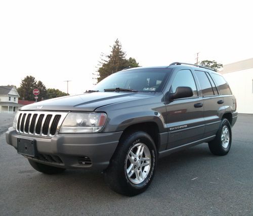 2002 jeep grand cherokee - 135,000 - 4wd - new engine, runs &amp; drives great!