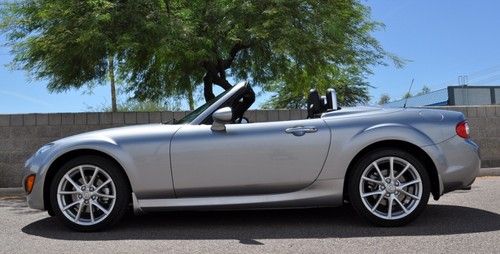 2010 mazda miata grand touring automatic power re-tractable hard top hot seats