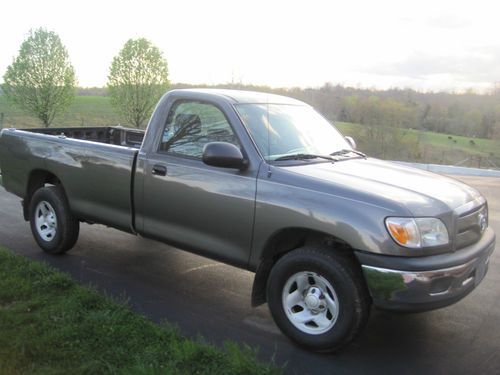 2005 toyota tundra gray v8