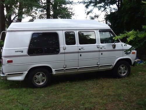 1995 chevrolet g20 chevy van extended cargo van 3-door 5.7l