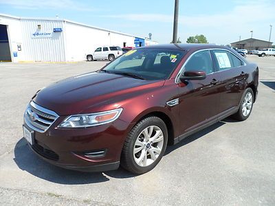 Local trade in 2010 ford taurus sel very clean