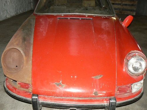 1972 Porsche 911T TARGA  oelklappe side oil filler cap, image 24