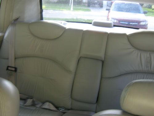 Lincoln Town Car Signature, image 4