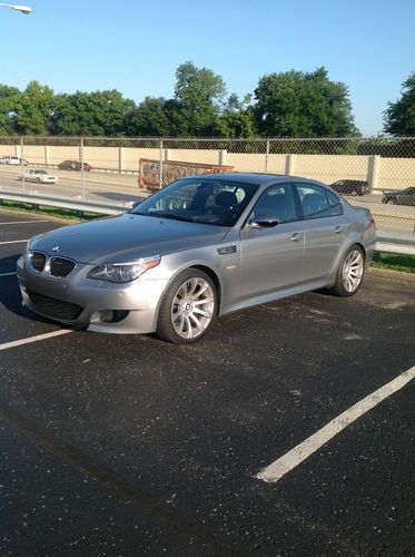 Bmw m5 2006 e60, excellent, smg, all options, low miles, warranty